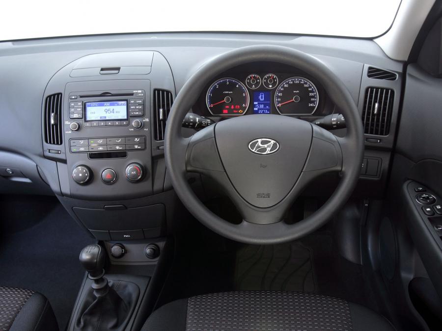  Hyundai i30 CW 2009 года  (AU) (фото 12 из 15)